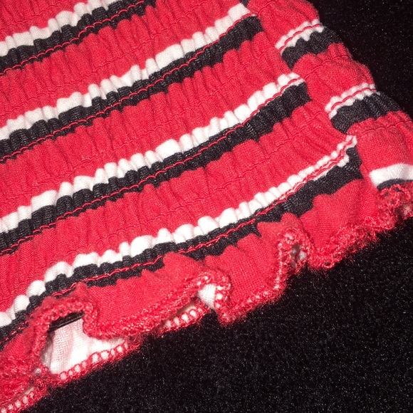 Off the shoulder t-shirt - Picture 2 of 3